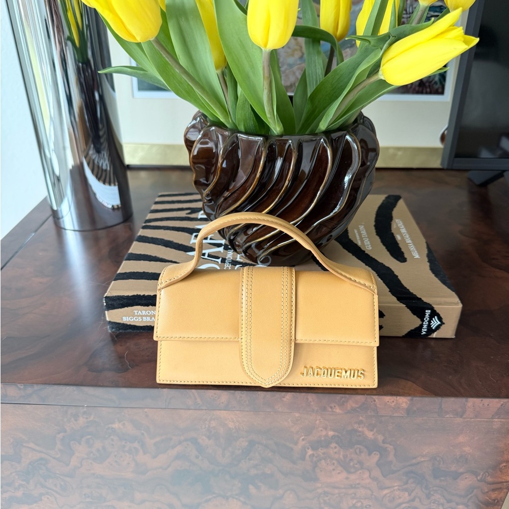 Jacquemus Tan Le Bambino Mini Top-Handle Bag - Picture 3 of 3